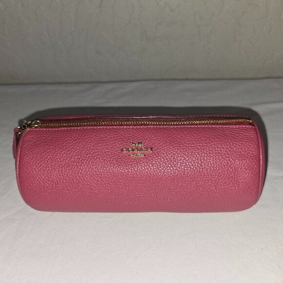 NWOT Coach Makeup Brush Case Bag Pouch Holder Magenta Pebble Grain Leather 88526 - Picture 1 of 8